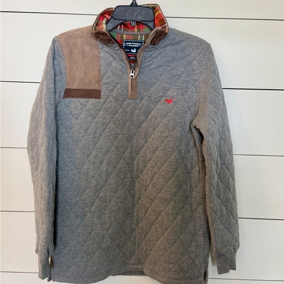 Southern Marsh Other - Southern Marsh Gray Quilted Pullover with Tan Suede Detail size Sm